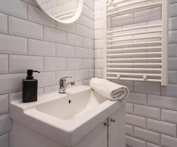 A27 Bp Modern Boutique Apartments, Location By Bqa