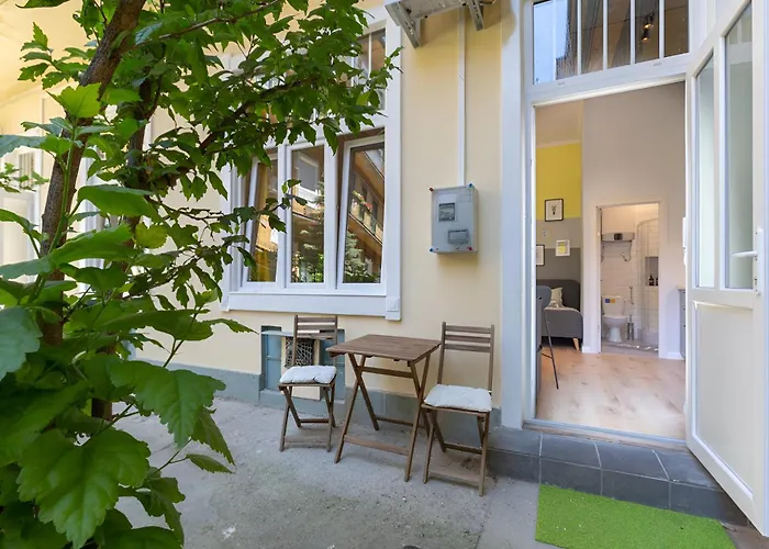 A27 Bp Modern Boutique Apartments, Location By Bqa *